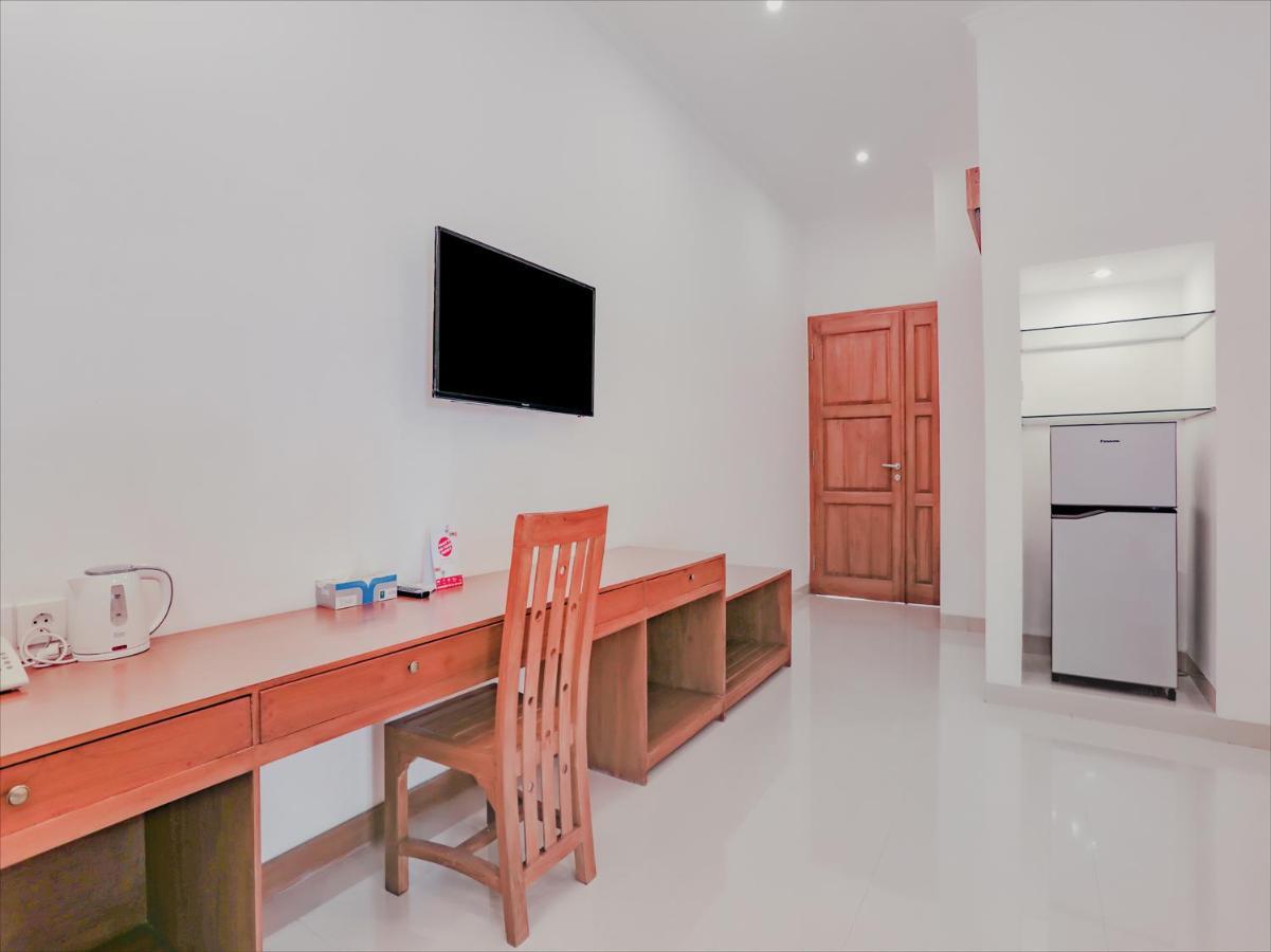 OYO 3980 Lestari Residence Seminyak Extérieur photo
