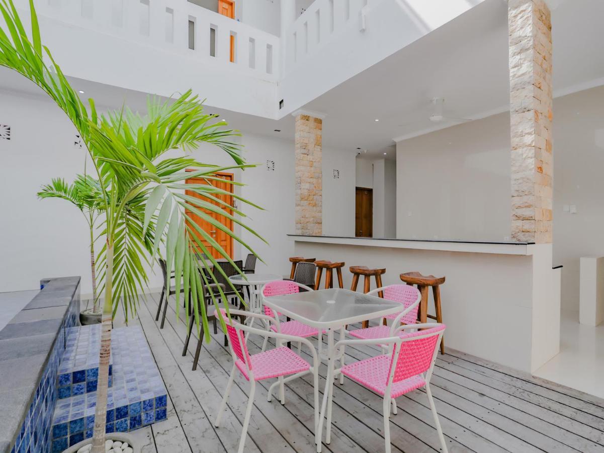 OYO 3980 Lestari Residence Seminyak Extérieur photo