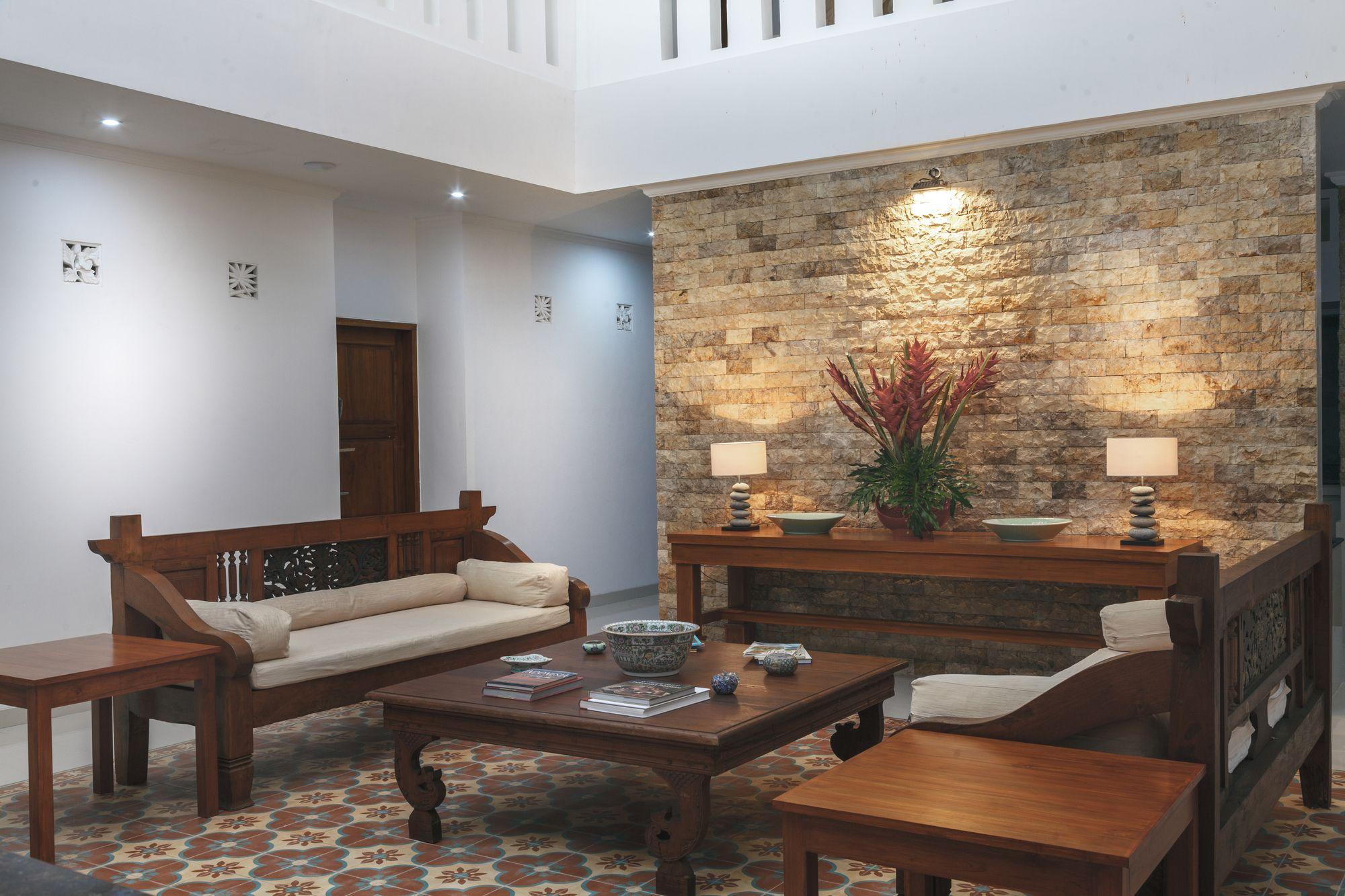 OYO 3980 Lestari Residence Seminyak Extérieur photo