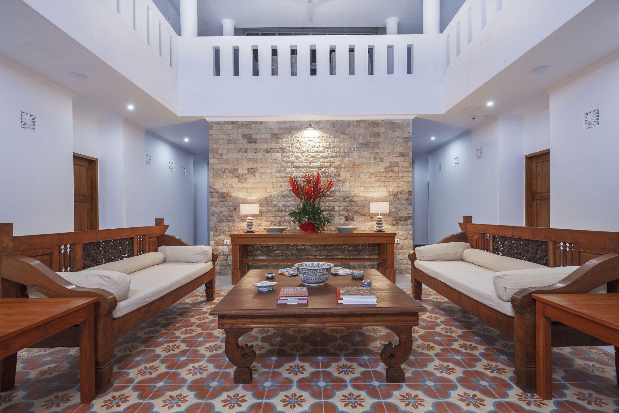 OYO 3980 Lestari Residence Seminyak Extérieur photo